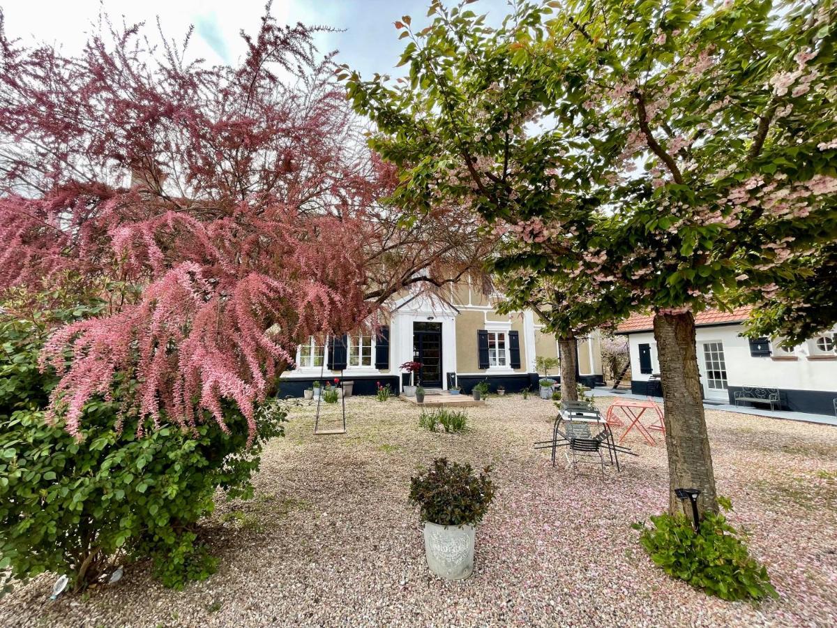 Au Presbytere De Saigneville Exterior foto